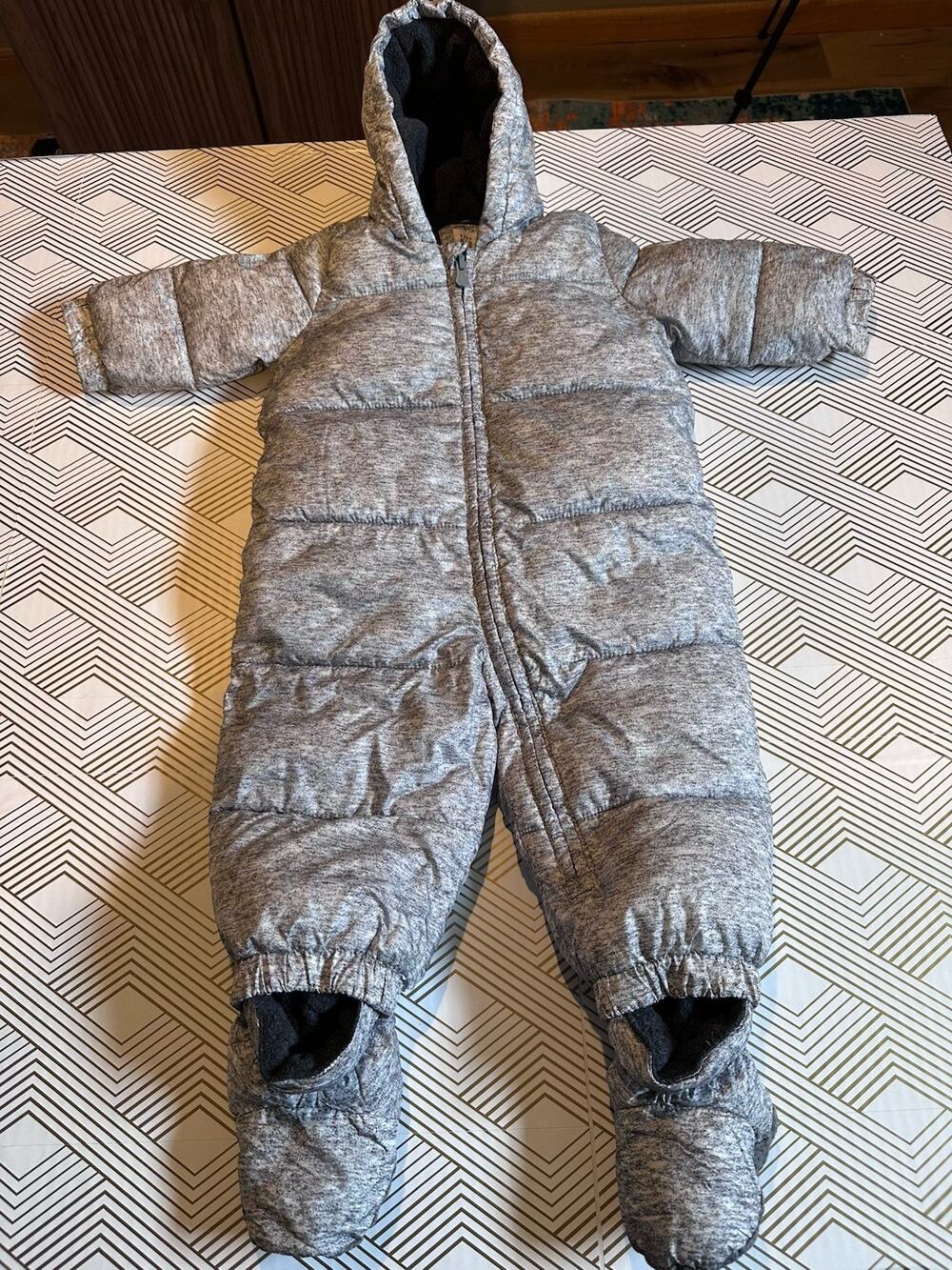 Baby Gap Snow Suit Hooded, Insulated, Full Zip, Size 12-18 Detachable Booties